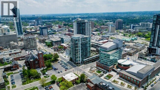 Photo - 85 Duke St W Unit 908