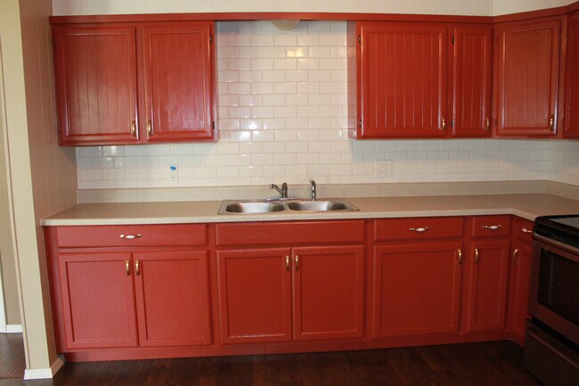 Photo - Move In Special!!!  $150 off 2nd month rent! Come take a look!