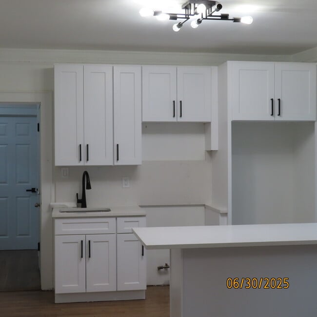 Photo - 348 Boyden Ave Unidad 4