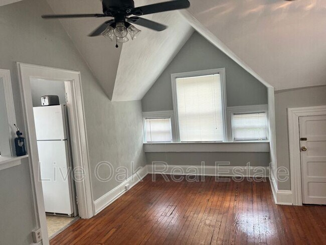 Photo - 610 Redgate Ave Unidad APT 5