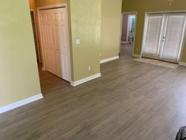 Photo - 808 Medical Commons Ct