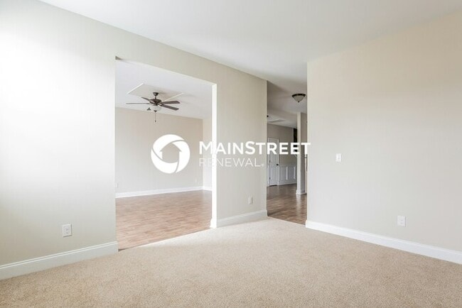 4 Bedroom Pet-Friendly Home in Murfreesboro, TN with Main Street Renewal