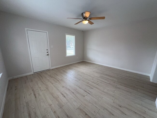 Photo - 1006 Studewood St