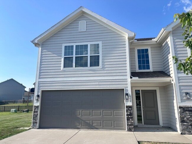 Photo - 3 Bed | 2.5 Bath | 2 Car Garage Townhome in Grain Valley w/ Special