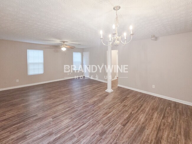 Photo - 5260 Tussahaw Crossing