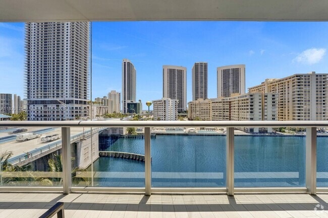 Building Photo - 2600 E Hallandale Beach Blvd Unit T702 Rental