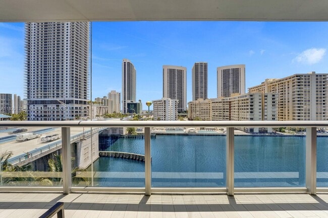 Building Photo - 2600 E Hallandale Beach Blvd Unit T702 Rental