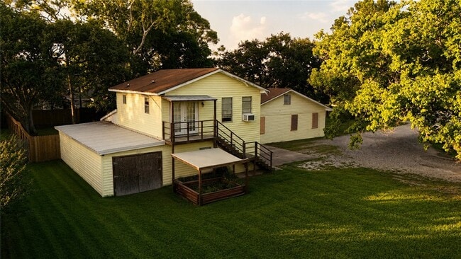 4406 Farm to Market 646 Rd N