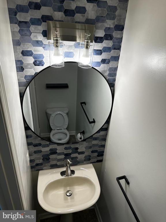 Photo - 4675 Harrier Way