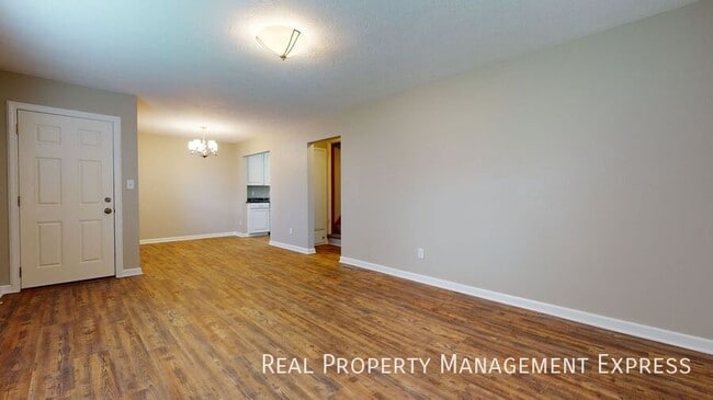 Photo - 411 S Willow Ave