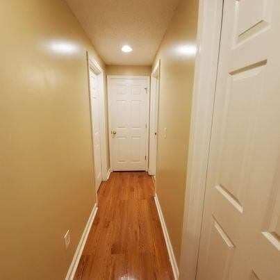 Photo - 220 Hunt Club Cir