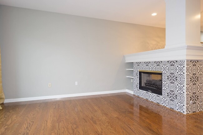 Photo - 9223 122nd Ct NE