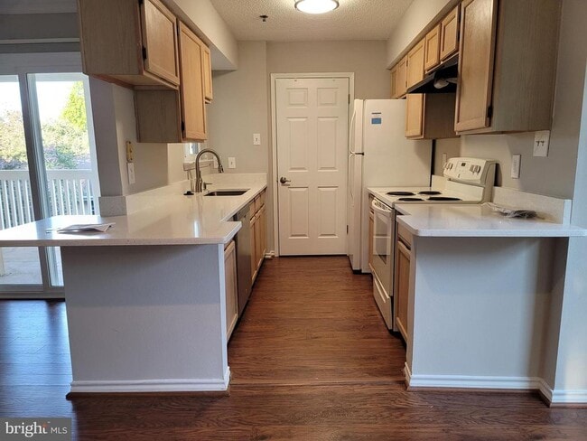 Photo - 1524 Lincoln Way Unit 305