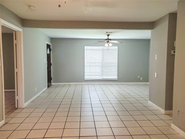 3020 Sagebrush Dr