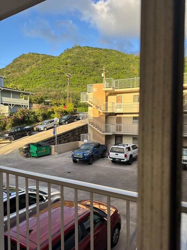 Building Photo - 1611 Miller St Unit 208