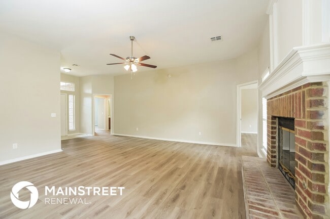 Photo - 1704 Jackson Dr
