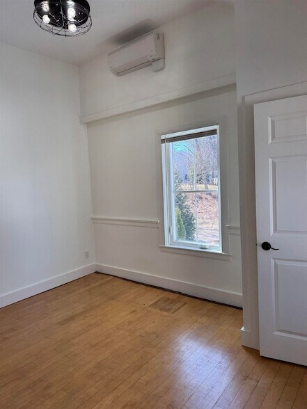 Photo - 73 Main St Unit 1
