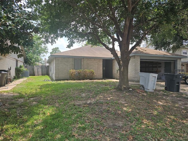 Photo - 18539 Lippizaner Dr House