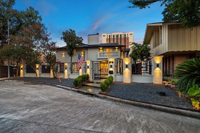 Photo - 6321 Deerwood Rd