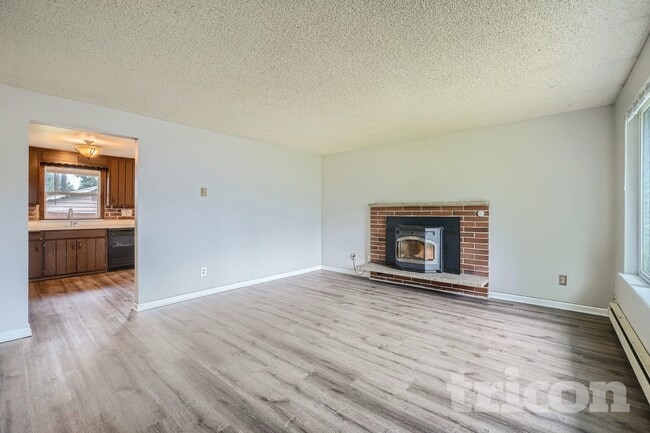 Photo - 2914 Forest Rim Ct S