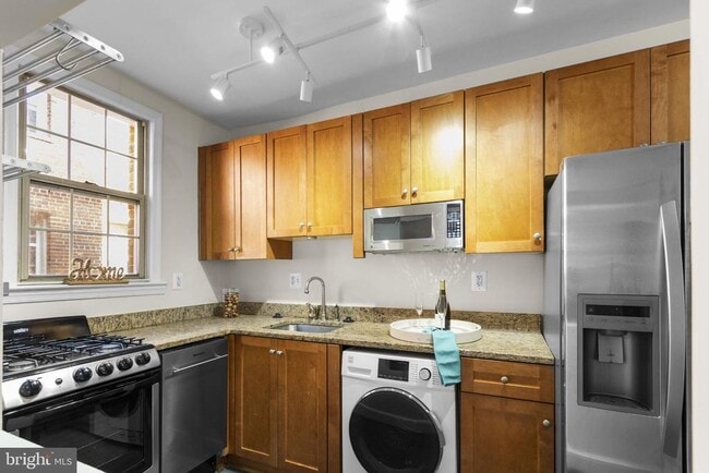 Photo - 1441 Euclid St NW Unit 207