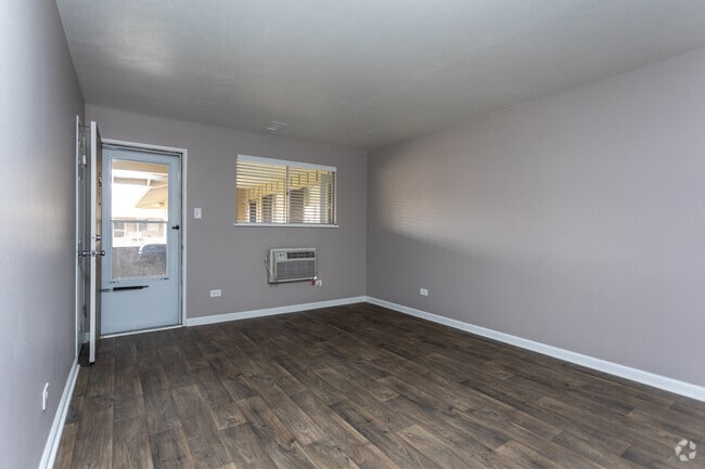 1HAB, 1BA - 800ft²