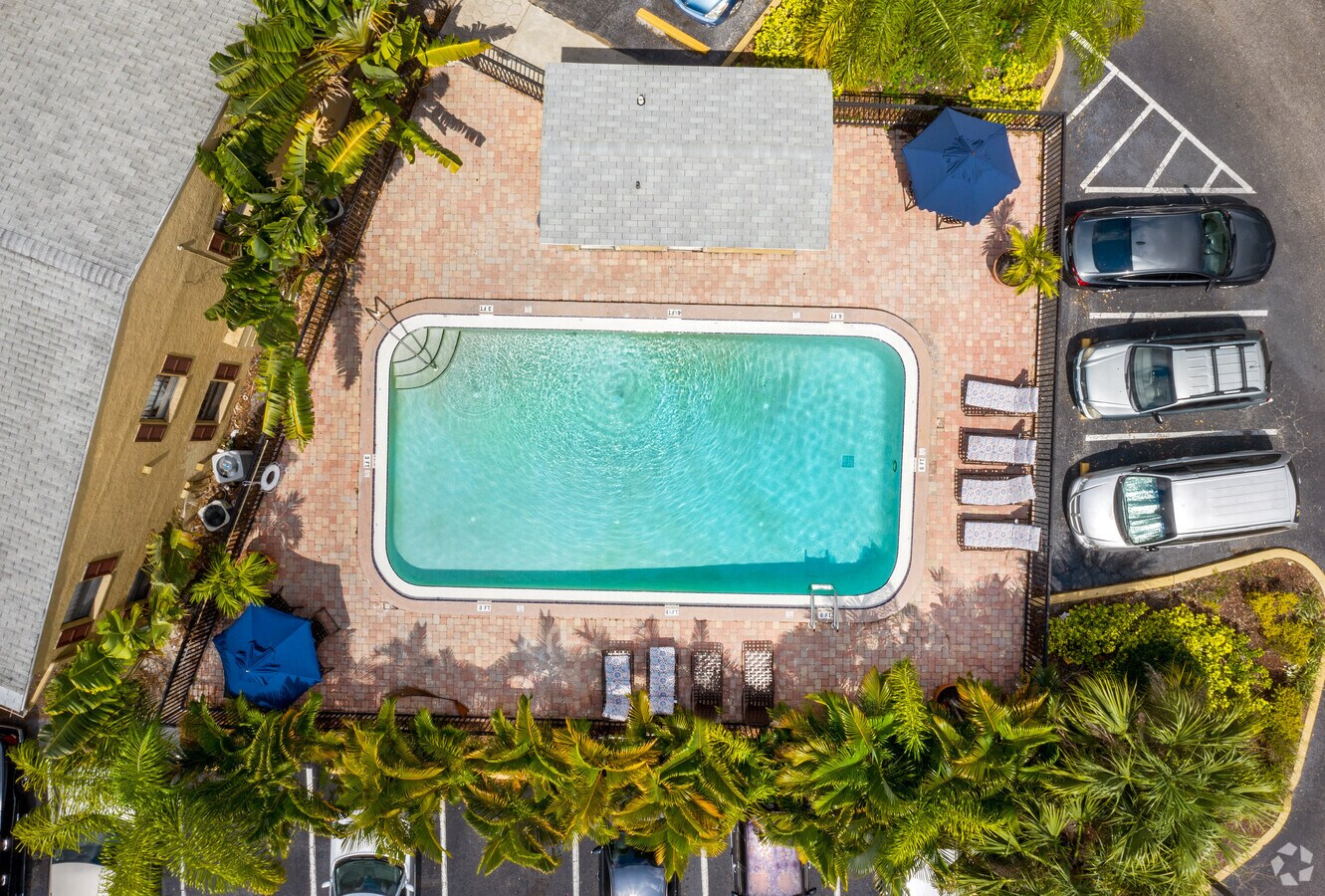 The Apartments at Oak Creek - The Apartments at Oak Creek