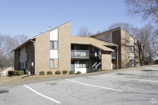 Photo - Pine Ridge Apartments
