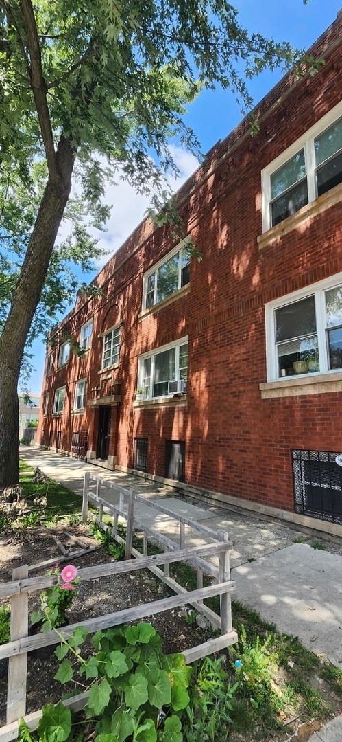 Photo - 4252 W Henderson St