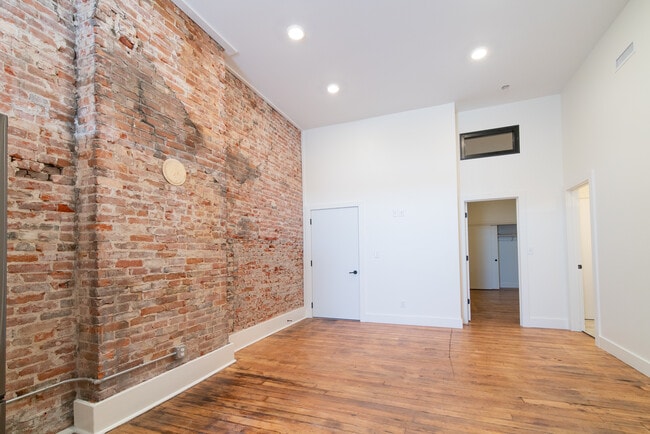 Living Room - 123 N 4th St Unit 301