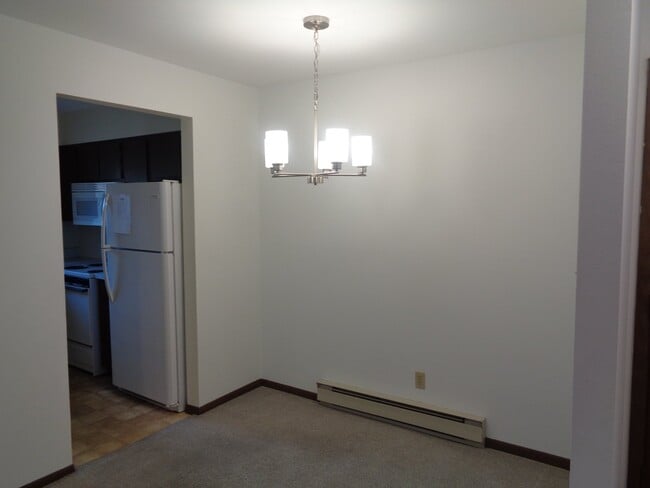 126 Twin Oaks Dr Unit 9