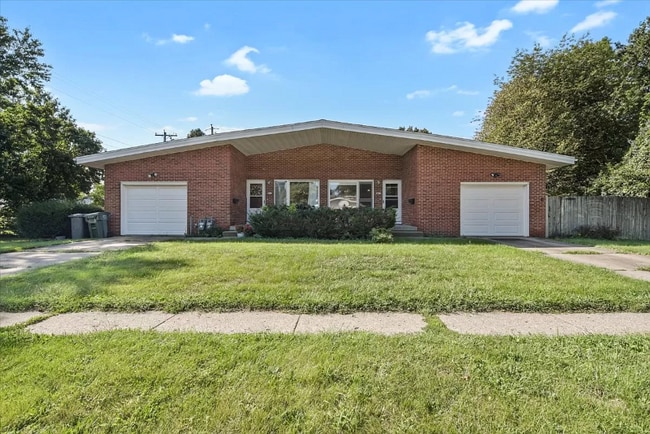 Photo - 601 E Mumford Dr