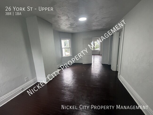 Photo - 26 York St Unit Upper