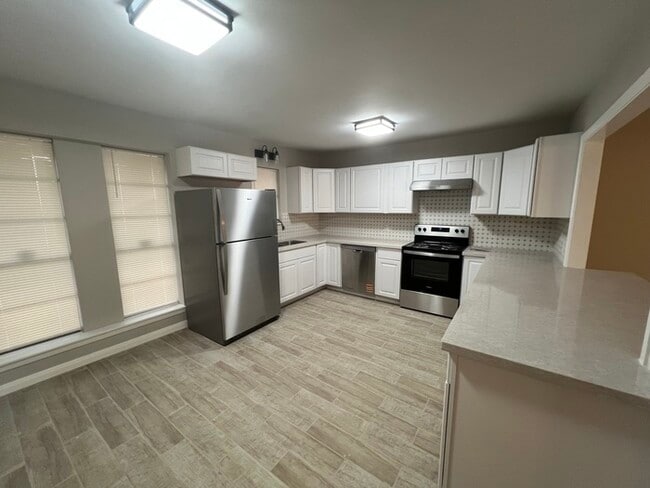 Photo - 1110 Falcon Dr