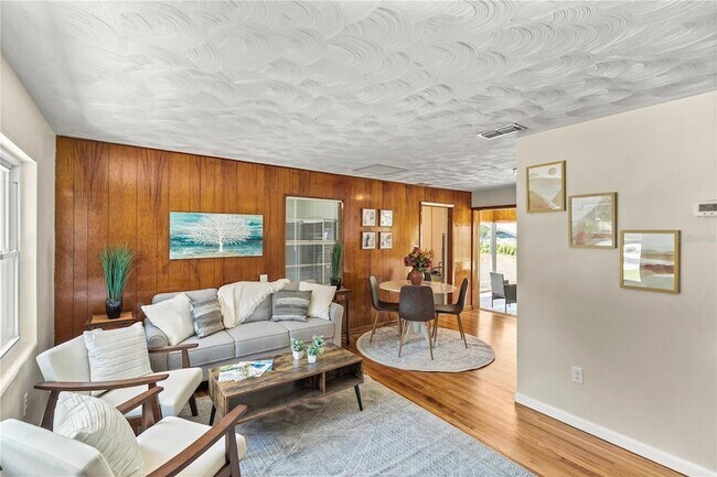 Photo - 5714 SW 196th Ave