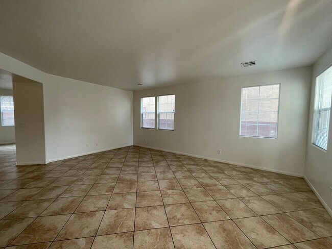 Photo - 2 Story Home in Mountains Edge Community!