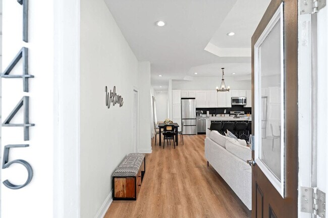 1445 N Laura St Unit SI ID1578559P