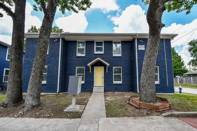 Photo - 1011 Enid St Apartment Unit 1