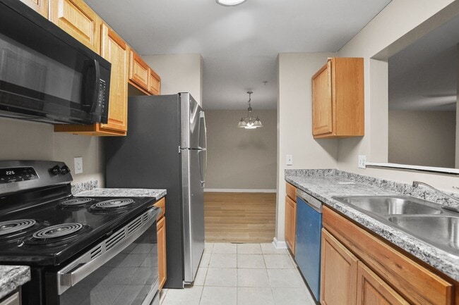 Photo - Spacious Three-Bedroom Condo with In-Unit Laundry
