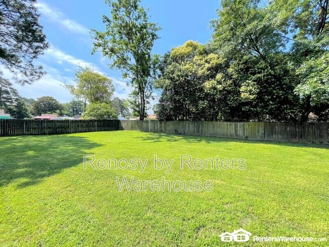 Photo - 3308 Hornsea Rd