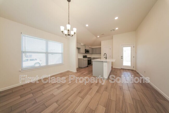 Photo - 19916 Stovall Dr