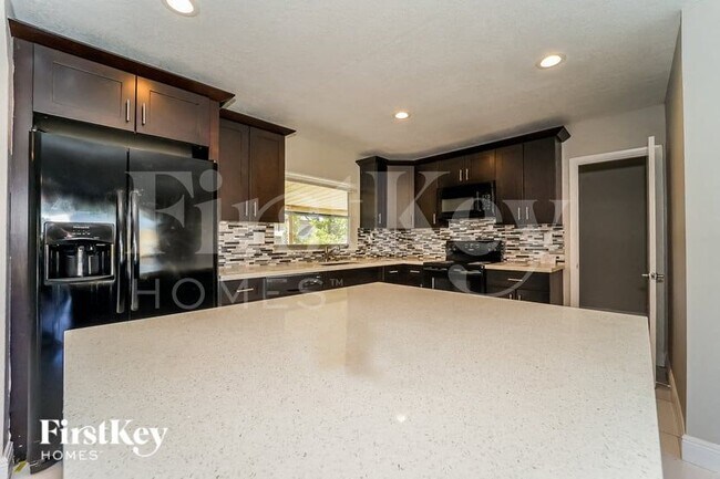 Photo - 7520 Coral Blvd