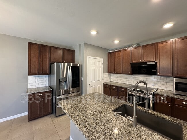 Photo - 471 Seasons Dr