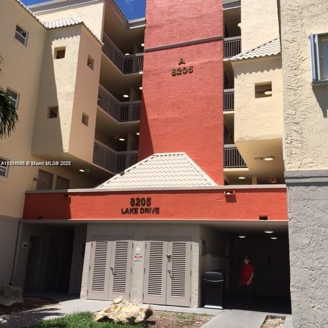 Building Photo - 8205 Lake Dr Unit 204 Rental