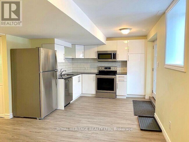 Photo - 1628 Spencely Dr