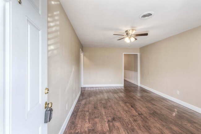 Photo - 102 W Atlanta St Rental