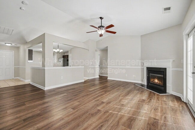 Photo - 1820 Meadow Crossing Dr