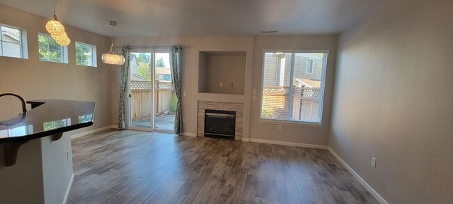 Photo - Shadow Hawk 3 bedroom Town home