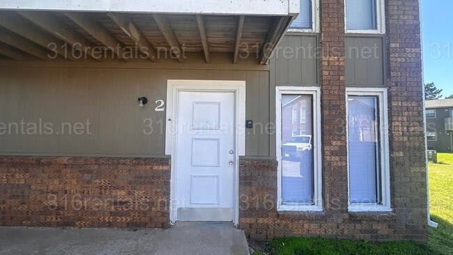 Building Photo - $800 - 2 bed 1 bath - Apartment Unit 6716 W Par Lane  2