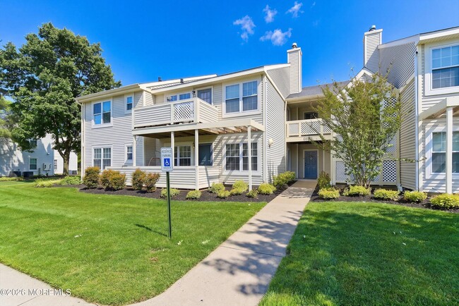 Building Photo - 65 Briarwood Ct